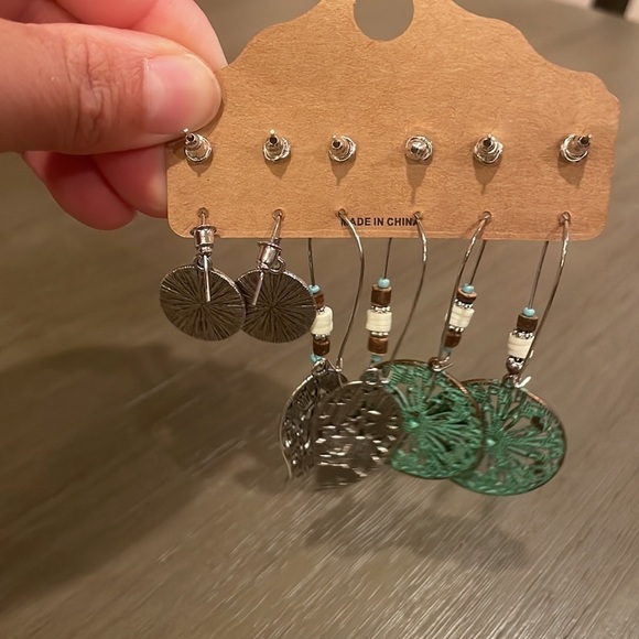 Brand new earring set boho style​​​​​​​​ - Picture 4 of 4